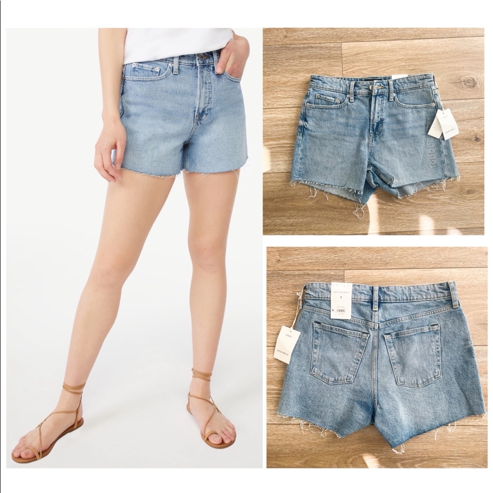 Free Assembly 90’s Cut Off Denim Shorts Light Wash Women Size 6 Organic Cotton